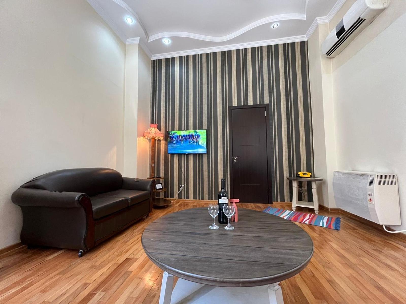 Old Batumi Apartment On Kostava 9 エクステリア 写真